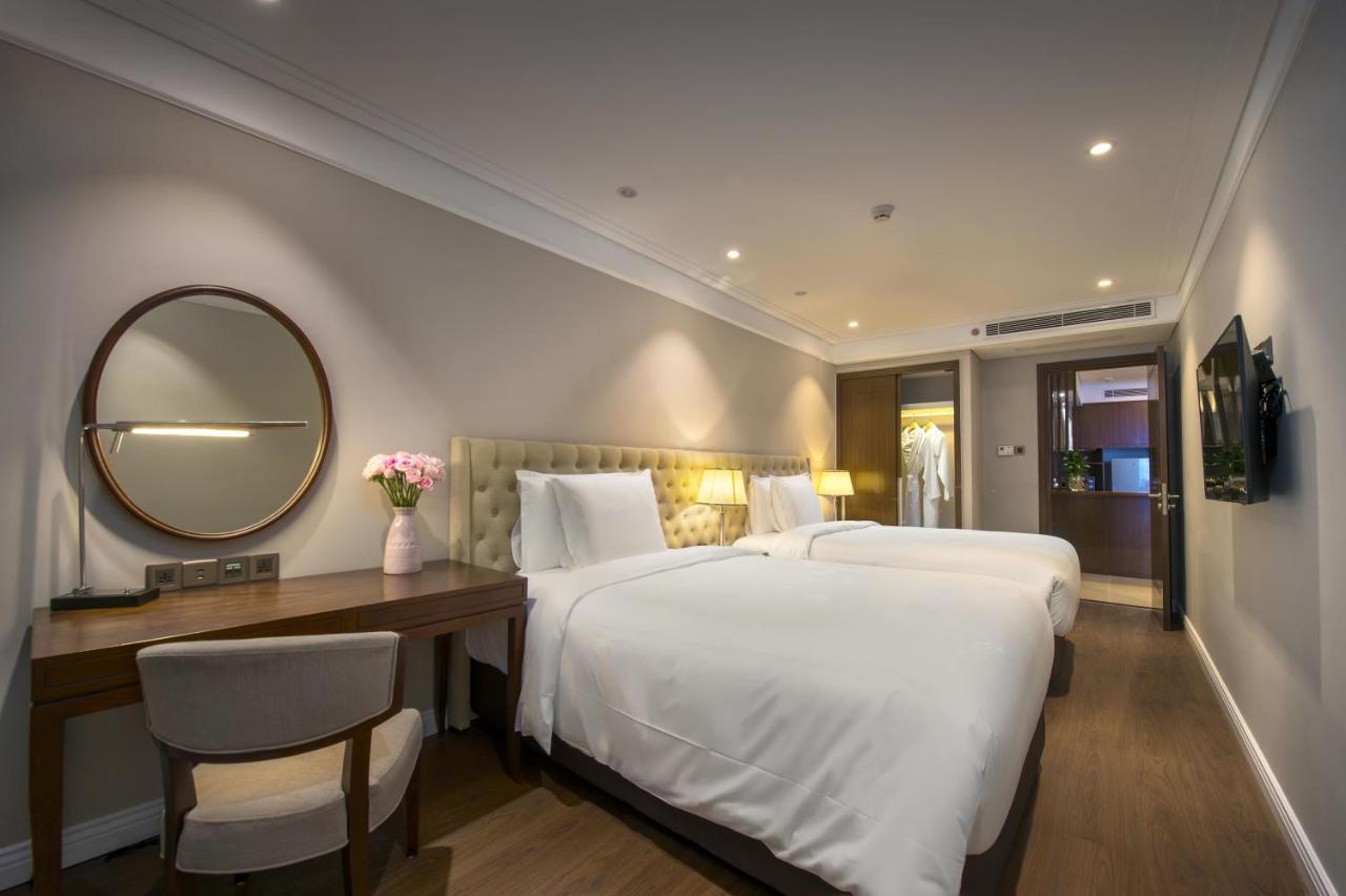 Luxury Apartment - Rooftop Swimming Pool - Beach Front - Hinata Apartment Da Nang Exterior foto