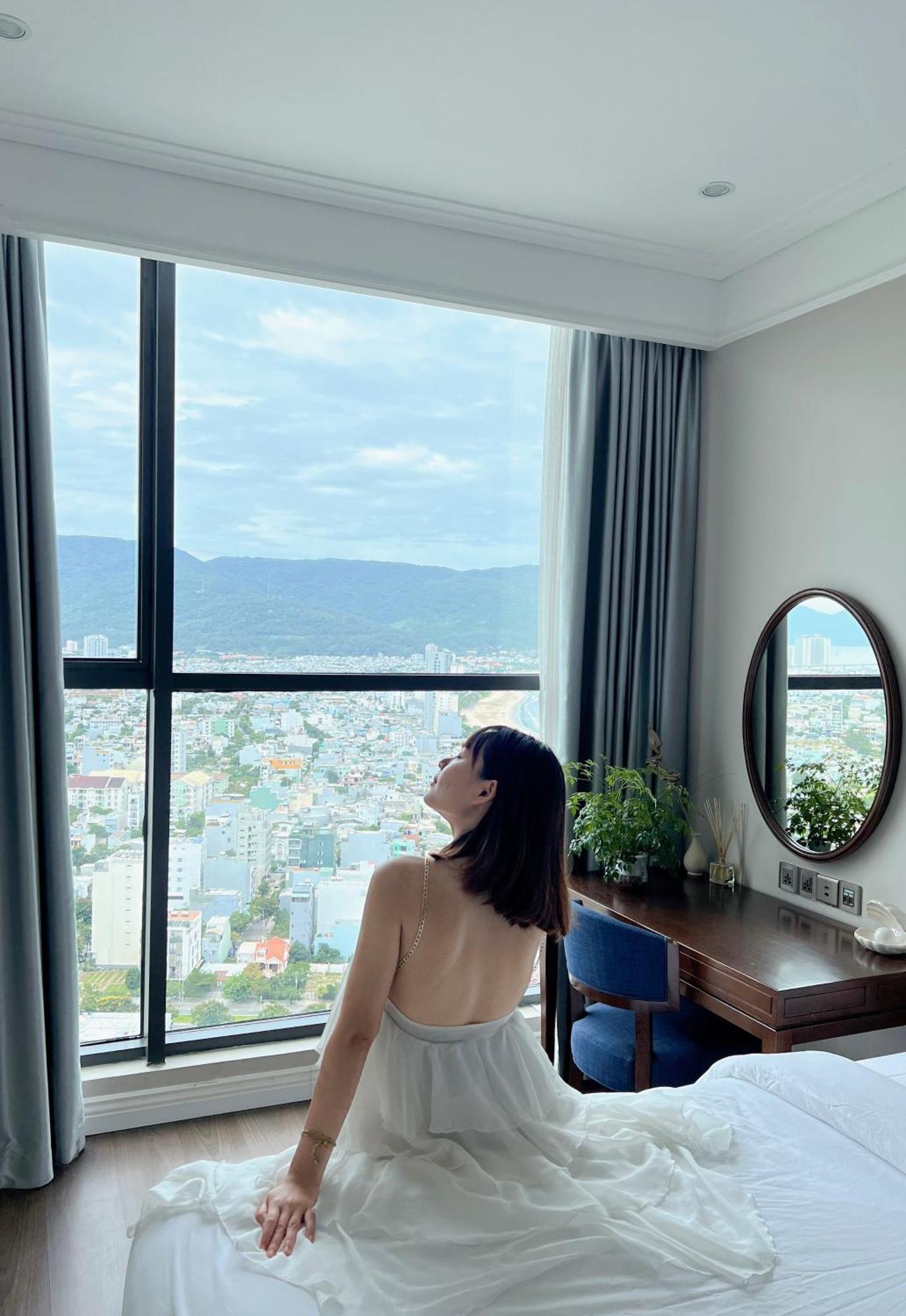 Luxury Apartment - Rooftop Swimming Pool - Beach Front - Hinata Apartment Da Nang Exterior foto